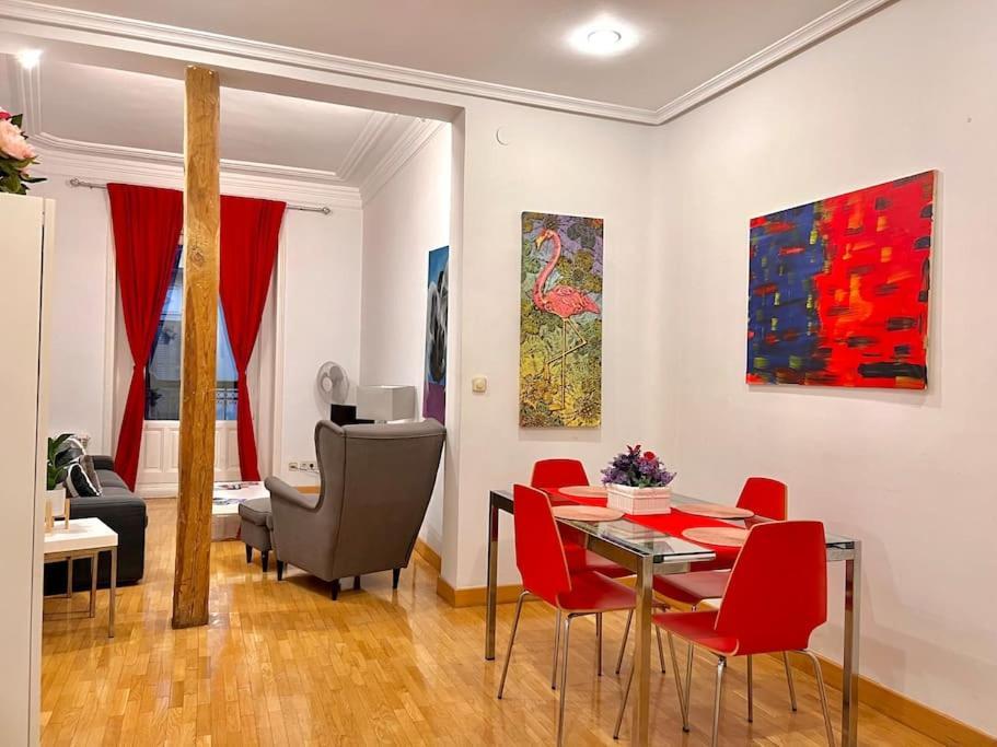 Alojamiento Entero Centro: Piso . Chueca Apartment Madrid Luaran gambar