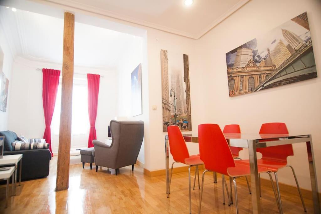 Alojamiento Entero Centro: Piso . Chueca Apartment Madrid Luaran gambar